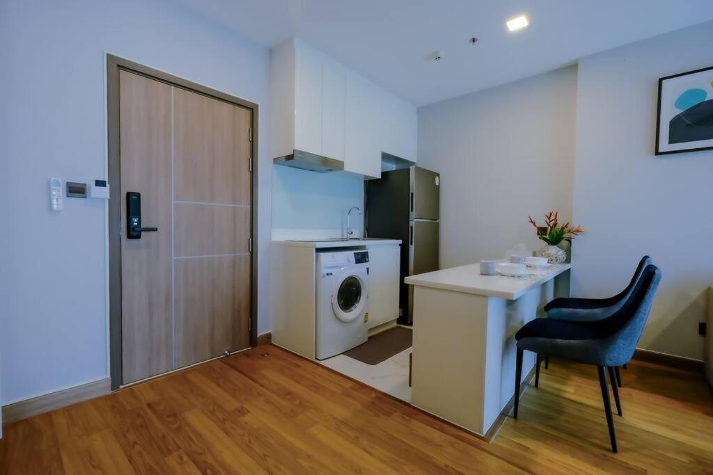 Seven2 one bedroom at SkyRivercondo Seven2 one bedroom at SkyRivercondo