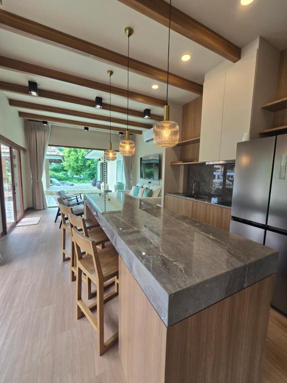 Kitiyara Lakeside Pool Villa