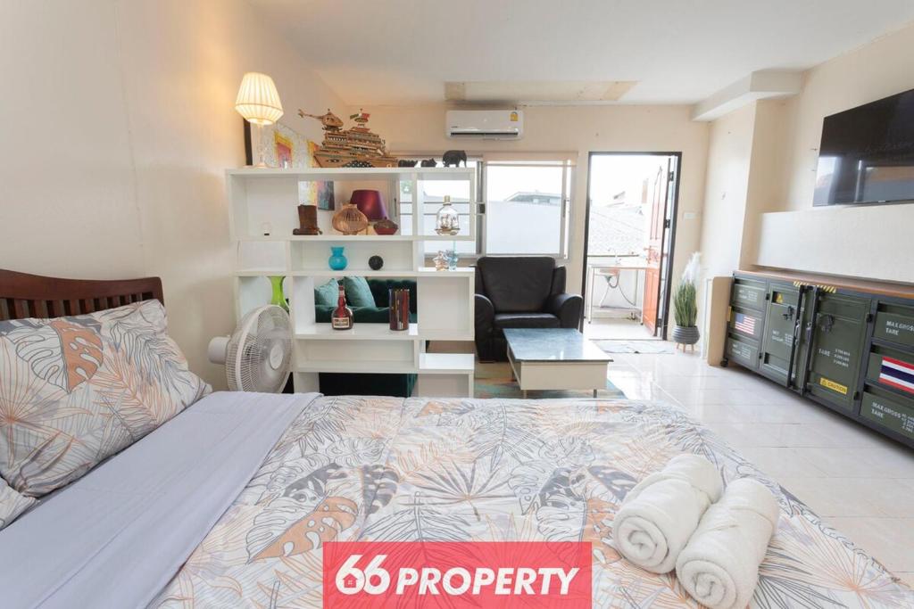 Apartment in Nimman Quiet Street Walk Anywhere