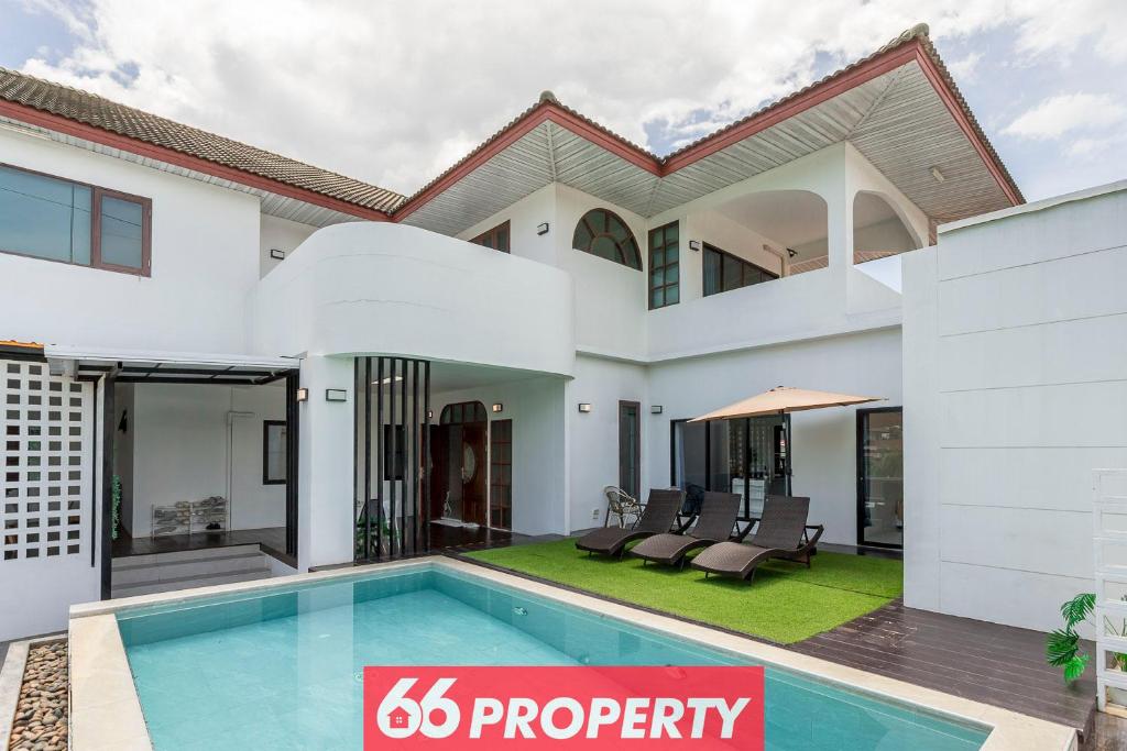 9 Room Huge Pool Villa near Central Festival 9 Room Huge Pool Villa near Central Festival