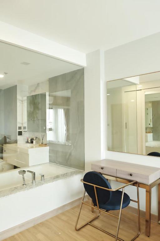 Astra Sky River Luxury 97 sqm 3 bedroom suite on Changkang Road Astra Sky River Luxury 97 sqm 3 bedroom suite on Changkang Road